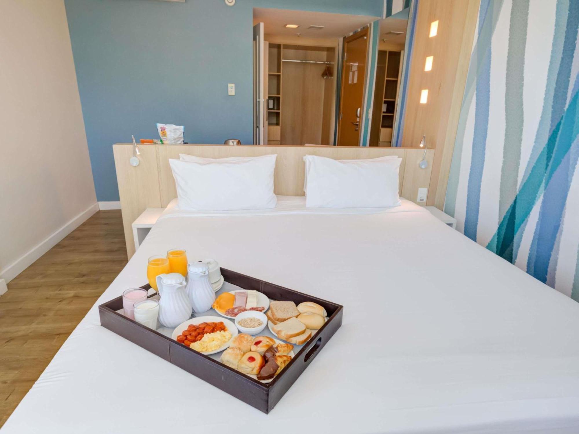Superior Room Double Bed Ocean View